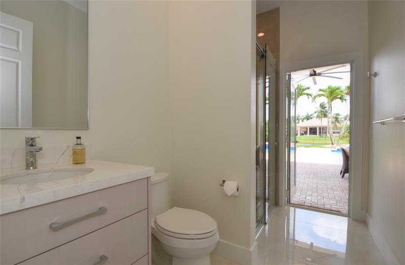 Image 23 of 27 For 13846 40th St