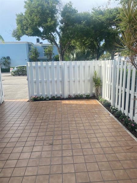Image 5 of 19 For 1010 8th Ave  19d