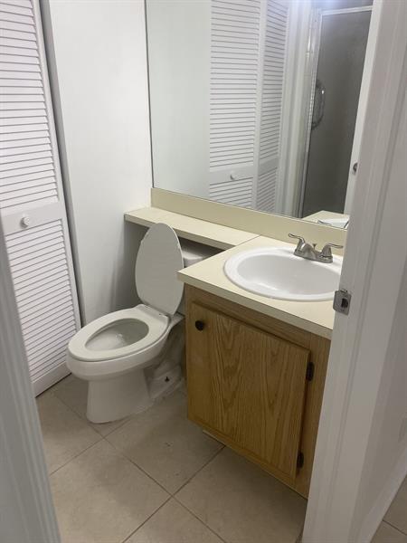 Image 9 of 19 For 1010 8th Ave  19d