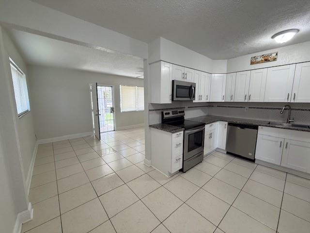 Details for 13300 10th Ave, North Miami, FL 33161