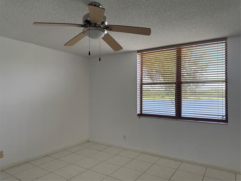 Image 23 of 26 For 2768 Carambola Cir S  206