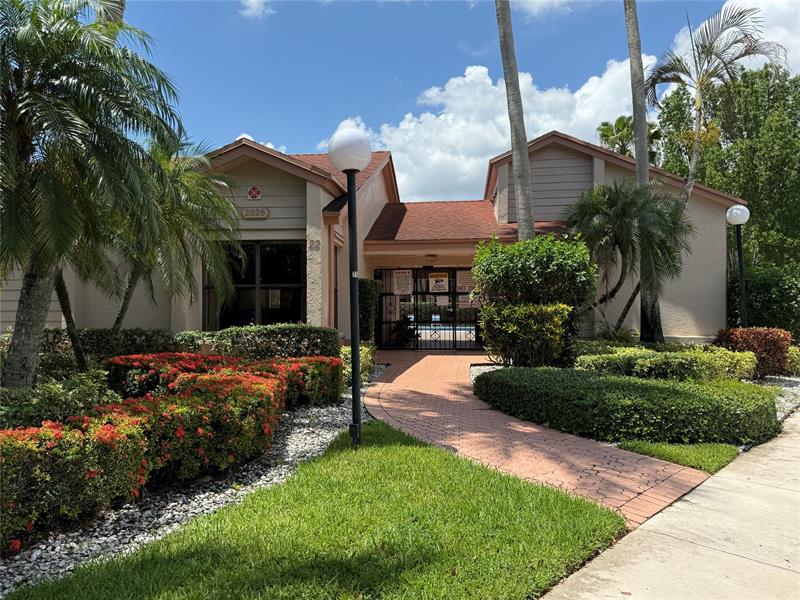 Image 5 of 26 For 2768 Carambola Cir S  206