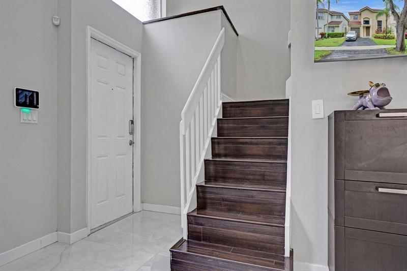 Image 29 of 53 For 10749 Lenox Rd