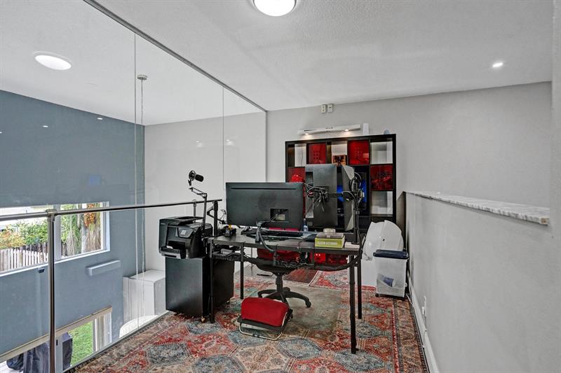 Image 40 of 53 For 10749 Lenox Rd