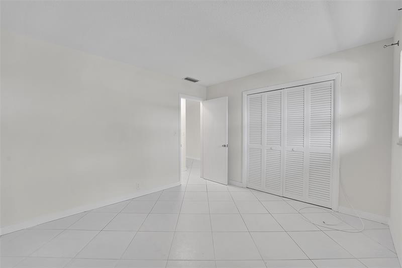 Image 12 of 24 For 4820 23rd Ave  203