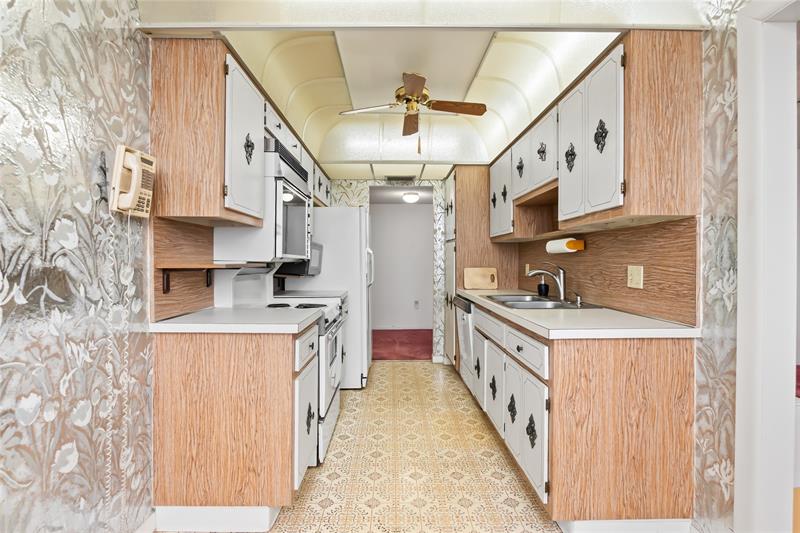 Image 10 of 35 For 322 Buchanan St  506