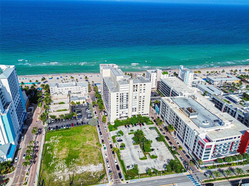 Image 6 of 35 For 322 Buchanan St  506