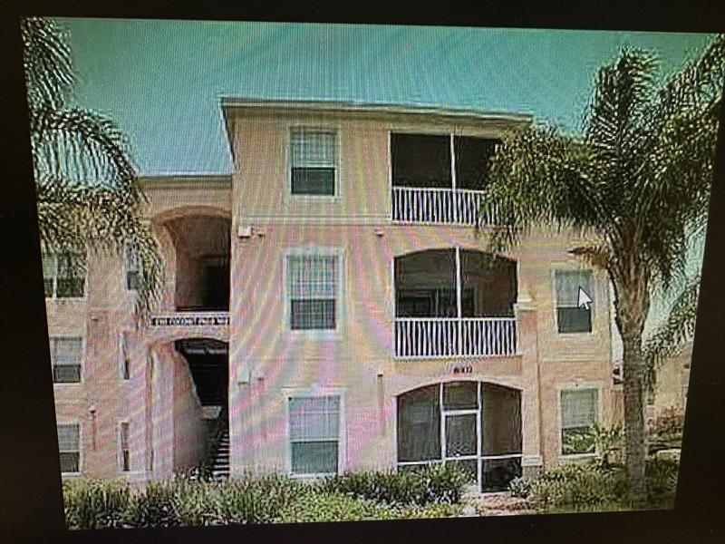 Image 3 of 6 For 8101 Coconut Palm Way  301
