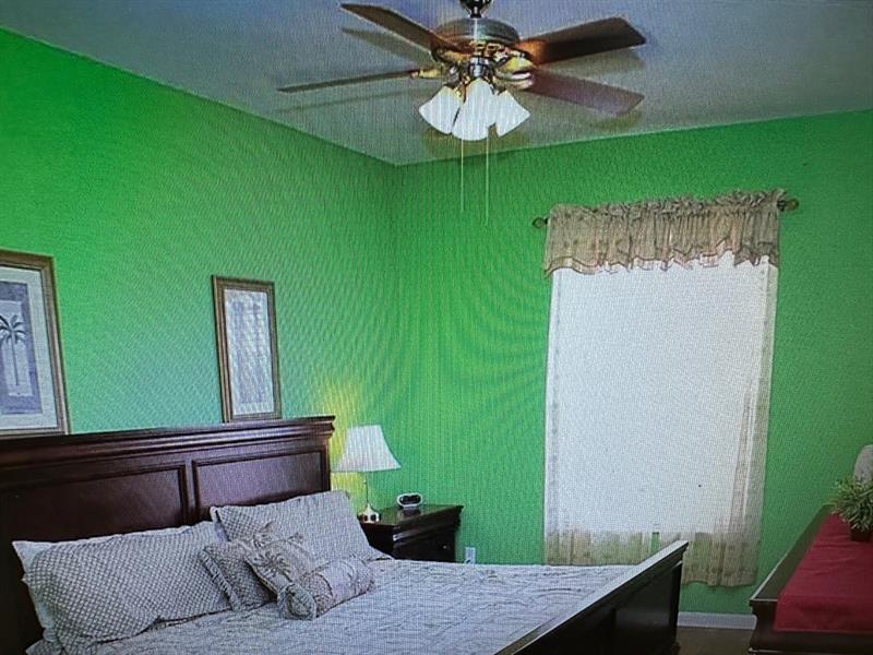 Image 6 of 6 For 8101 Coconut Palm Way  301