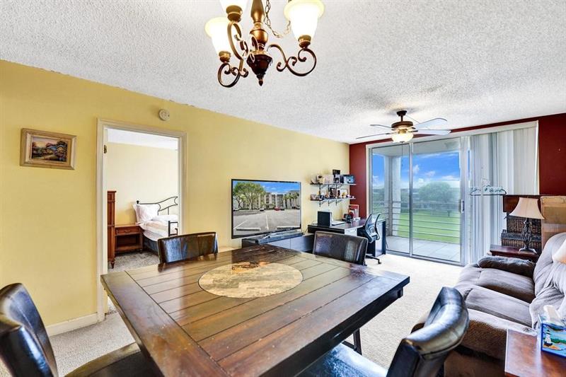 Image 15 of 54 For 9230 Lagoon Pl  406