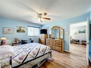 Image 17 of 34 For 9580 Weldon Cir  K110