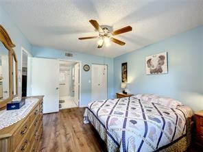 Image 19 of 34 For 9580 Weldon Cir  K110
