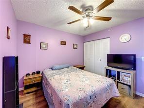 Image 21 of 34 For 9580 Weldon Cir  K110