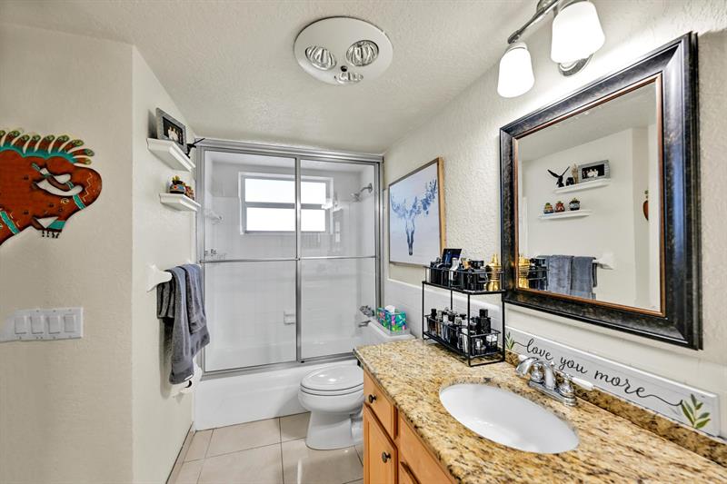 Image 8 of 19 For 1536 15th Ct  207