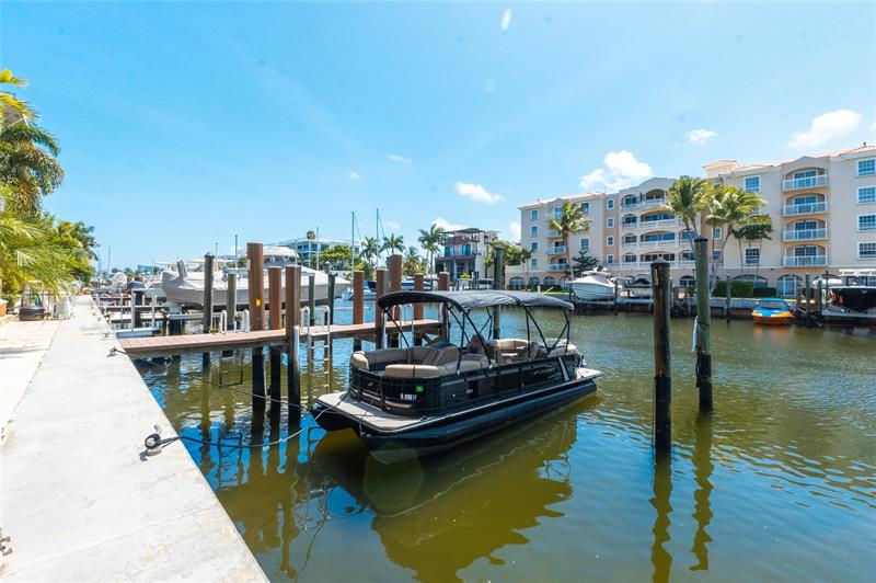 Image 4 of 47 For 101 Isle Of Venice Dr  101