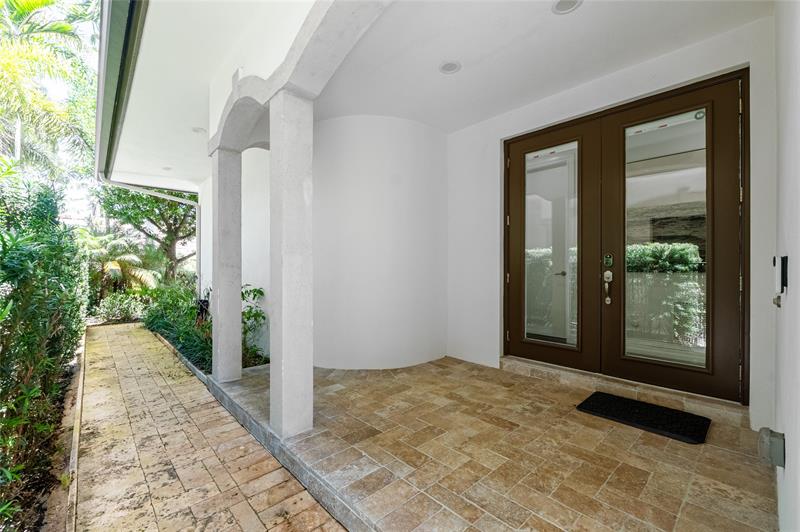 Image 44 of 47 For 101 Isle Of Venice Dr  101