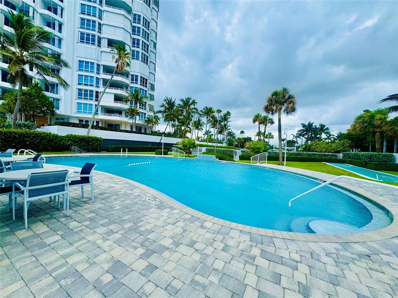 Image 45 of 55 For 1431 Ocean Blvd #17