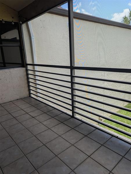 Image 24 of 29 For 11256 Taft St  11256