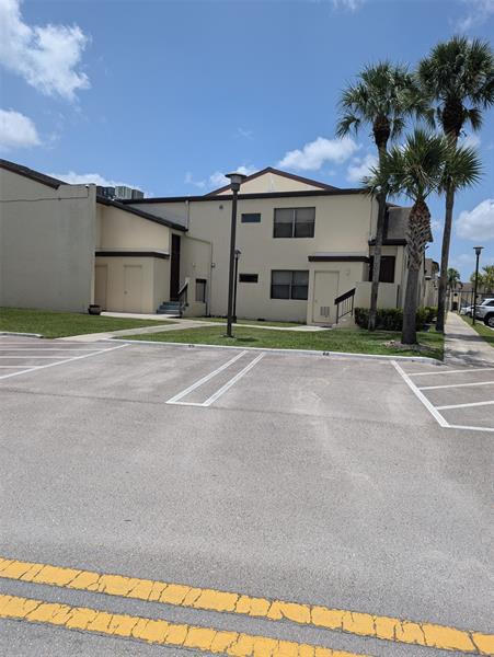 Image 26 of 29 For 11256 Taft St  11256