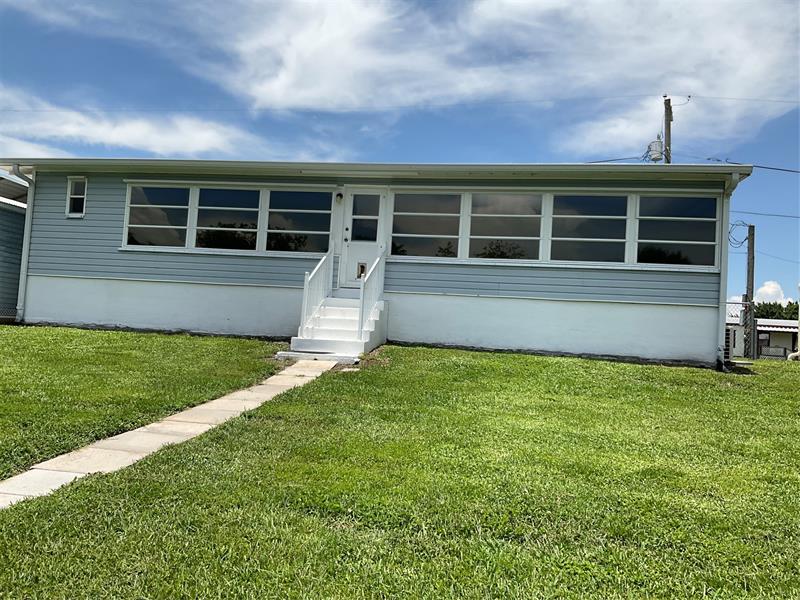 Image 10 of 67 For 2128 32nd St