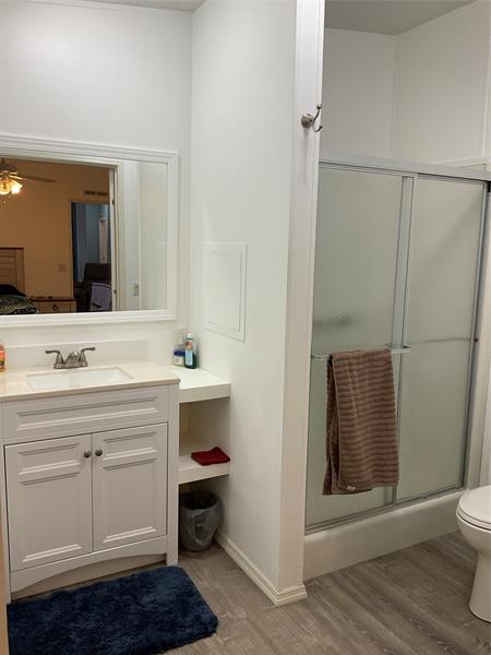 Image 20 of 67 For 2128 32nd St