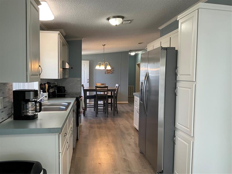 Image 22 of 67 For 2128 32nd St