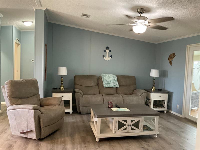 Image 34 of 67 For 2128 32nd St