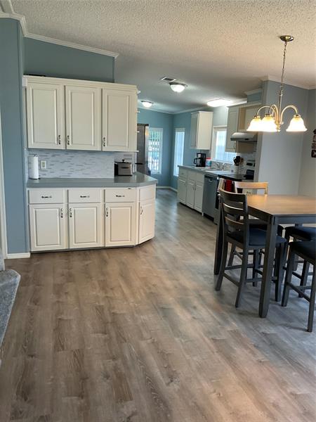 Image 35 of 67 For 2128 32nd St