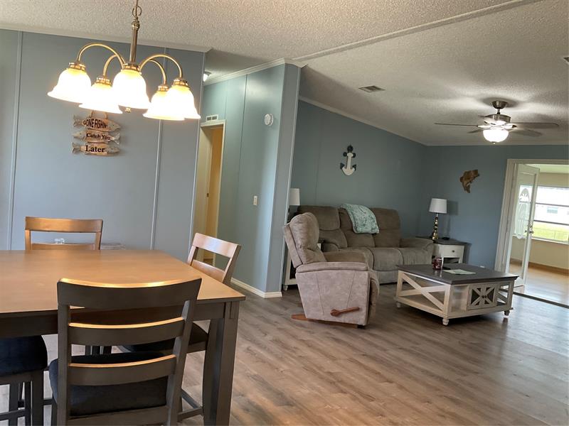 Image 36 of 67 For 2128 32nd St