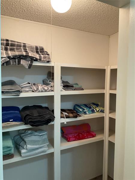 Image 41 of 67 For 2128 32nd St