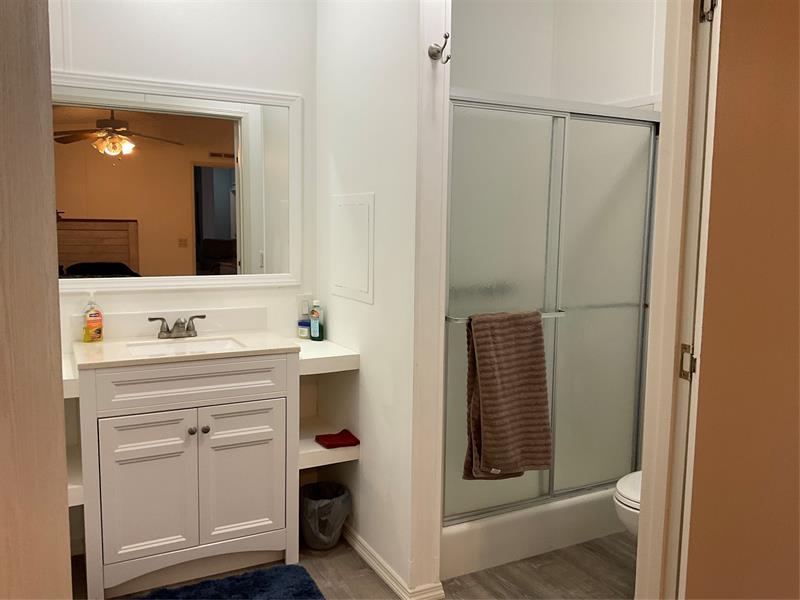 Image 42 of 67 For 2128 32nd St