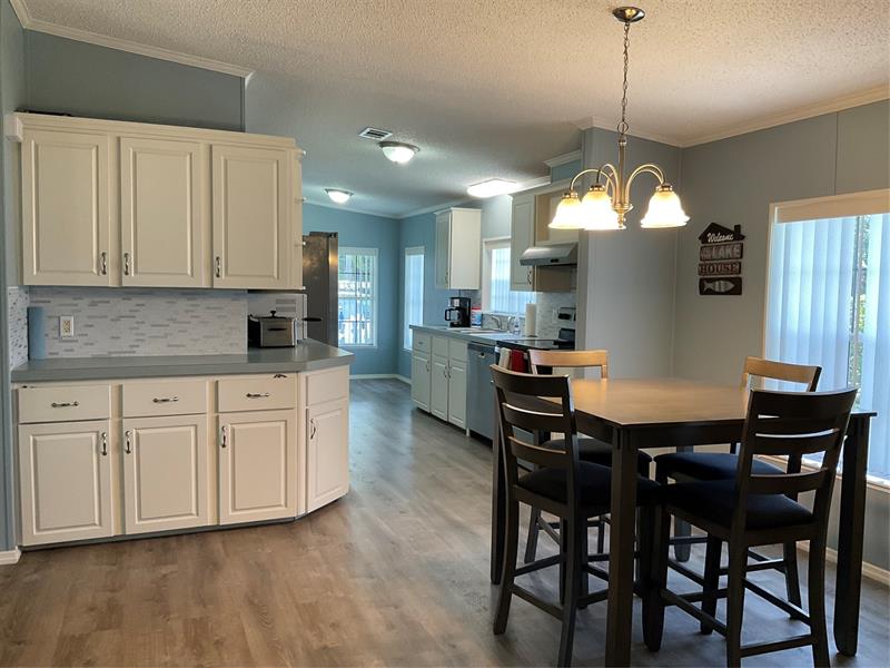 Image 46 of 67 For 2128 32nd St