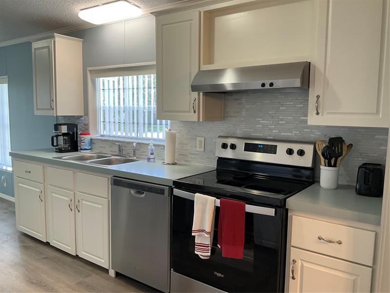 Image 48 of 67 For 2128 32nd St