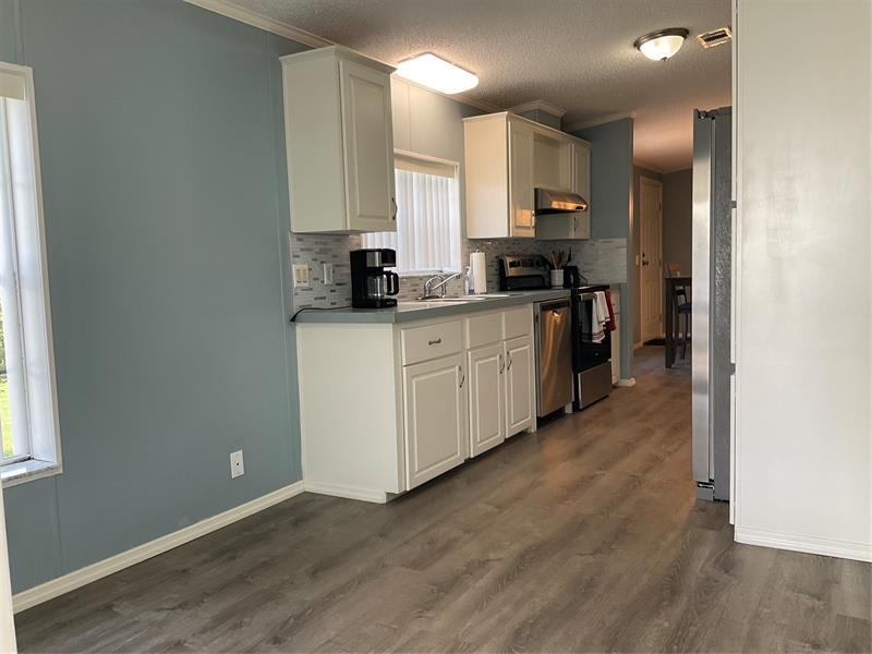 Image 50 of 67 For 2128 32nd St