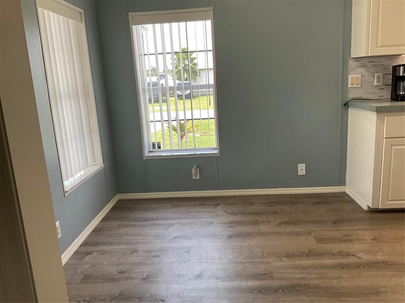 Image 51 of 67 For 2128 32nd St