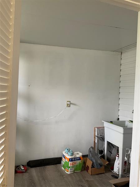 Image 56 of 67 For 2128 32nd St