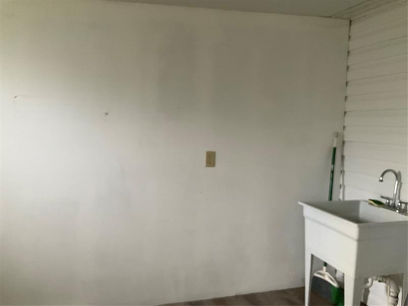 Image 58 of 67 For 2128 32nd St