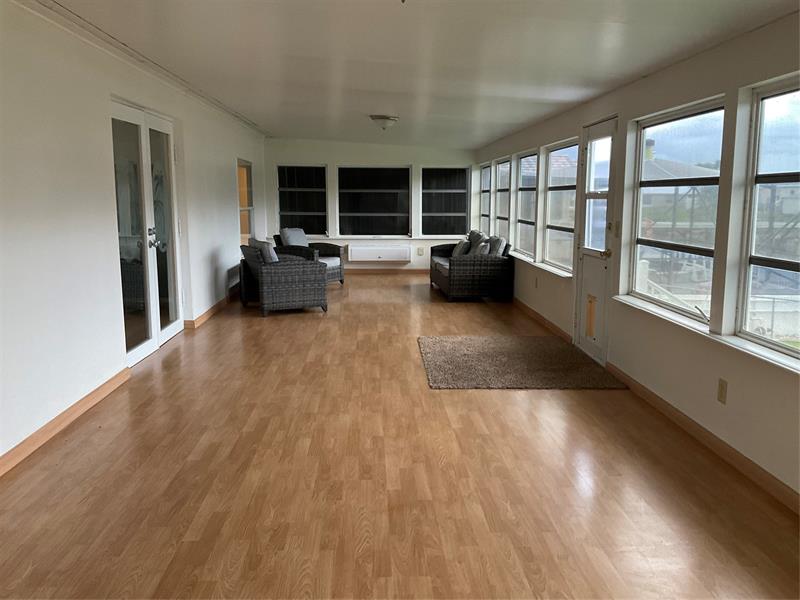 Image 59 of 67 For 2128 32nd St