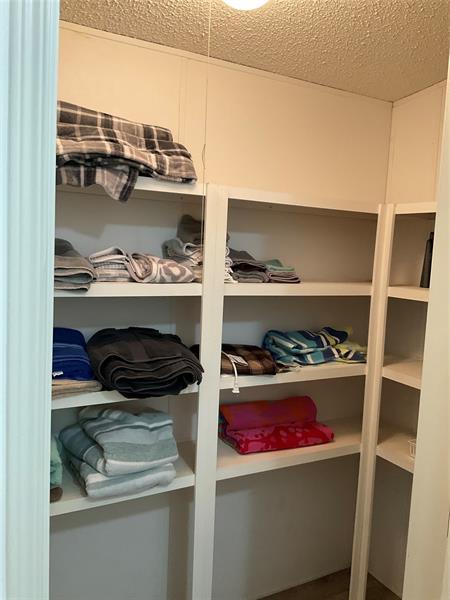 Image 7 of 67 For 2128 32nd St