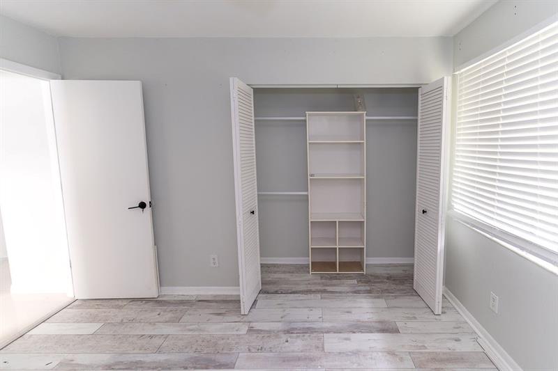 Image 11 of 16 For 5449 56th Ct
