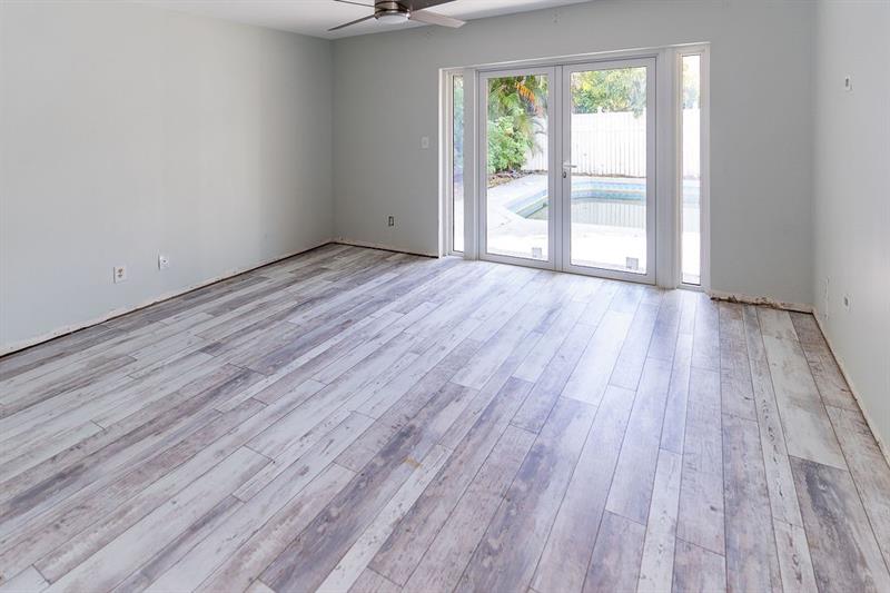 Image 7 of 16 For 5449 56th Ct