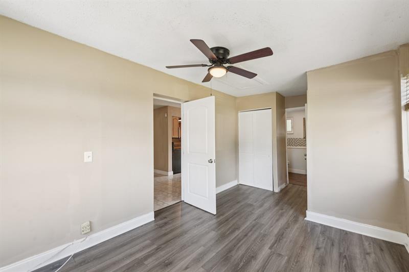 Image 15 of 28 For 1520 47th Ter