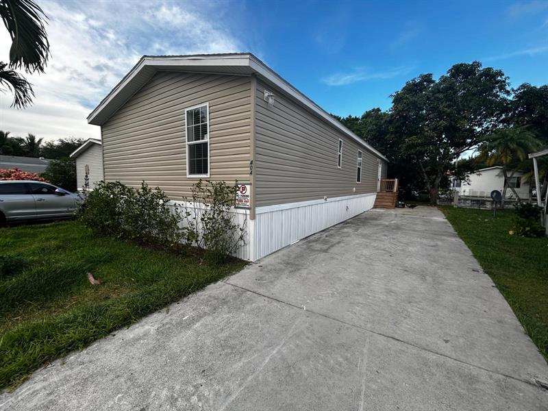 Image 2 of 8 For 404 134th Ave