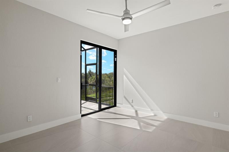 Image 19 of 40 For 14431 Artesia Avenue
