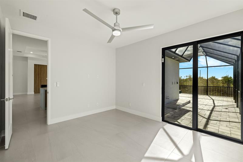 Image 20 of 40 For 14431 Artesia Avenue