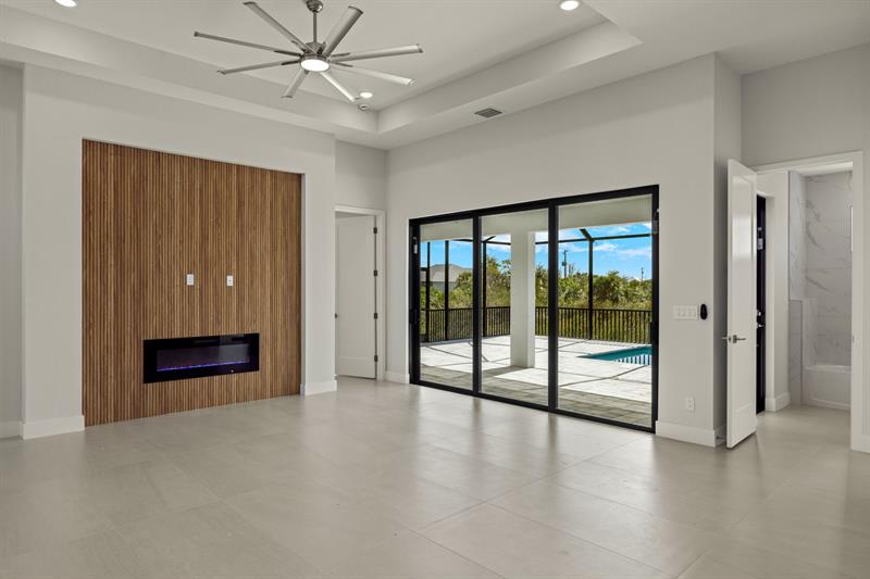 Image 4 of 40 For 14431 Artesia Avenue