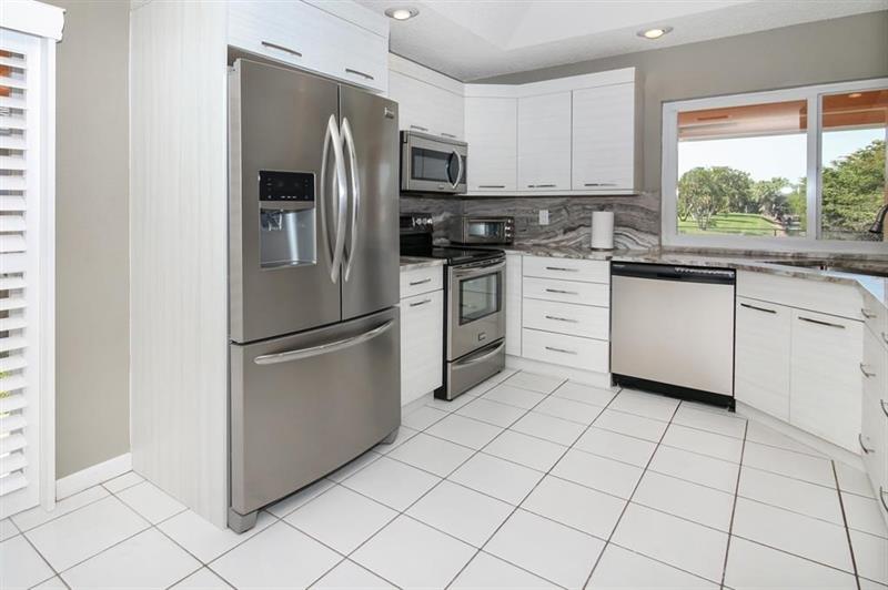 Image 5 of 21 For 5737 89th Way