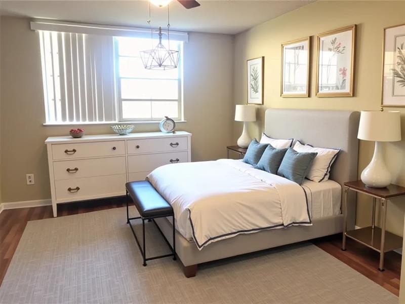 Image 3 of 19 For 6161 57th Ct  204