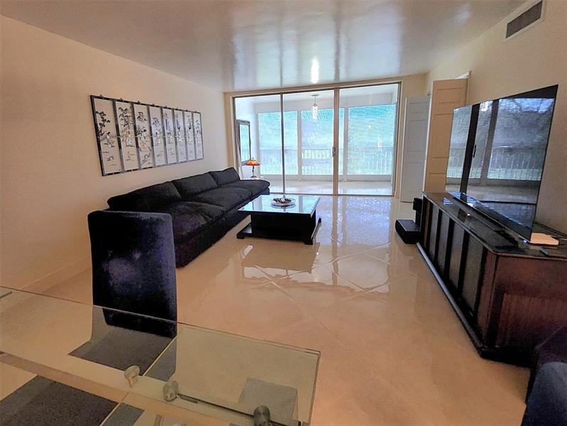 Image 5 of 23 For 3151 Palm Aire Dr  309