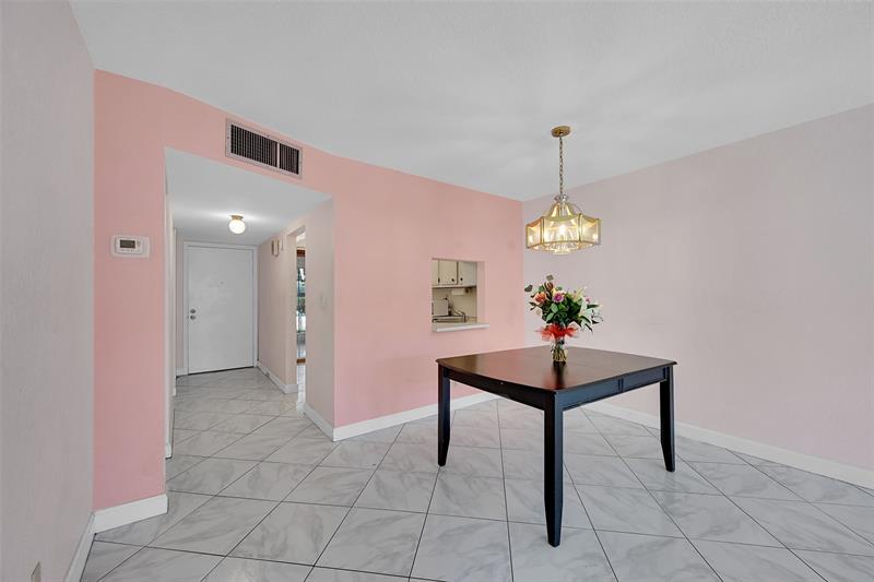Image 9 of 34 For 860 6th Ave  304